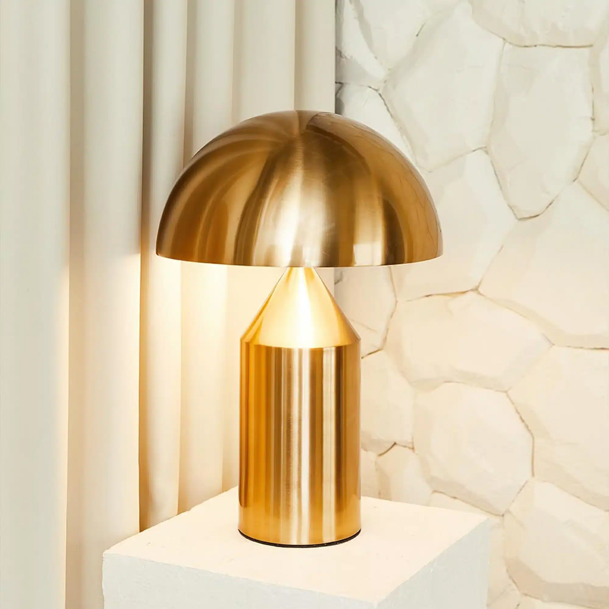 Hotel Room Lamps