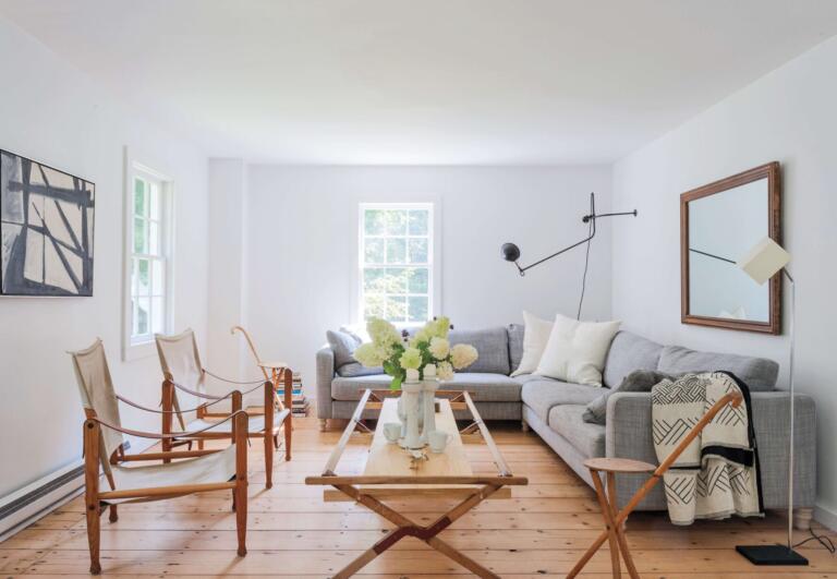 Workstead Gallatin New York Matthew Williams Remodelista 1 scaled - how to make a small room look bigger, small room, maximize space, Colors, Mirrors