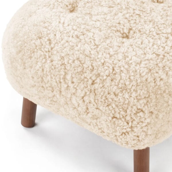 Little Petra Vb1 Lounge Chair Natural Sheepskin 13 - Little Petra Lounge Chair