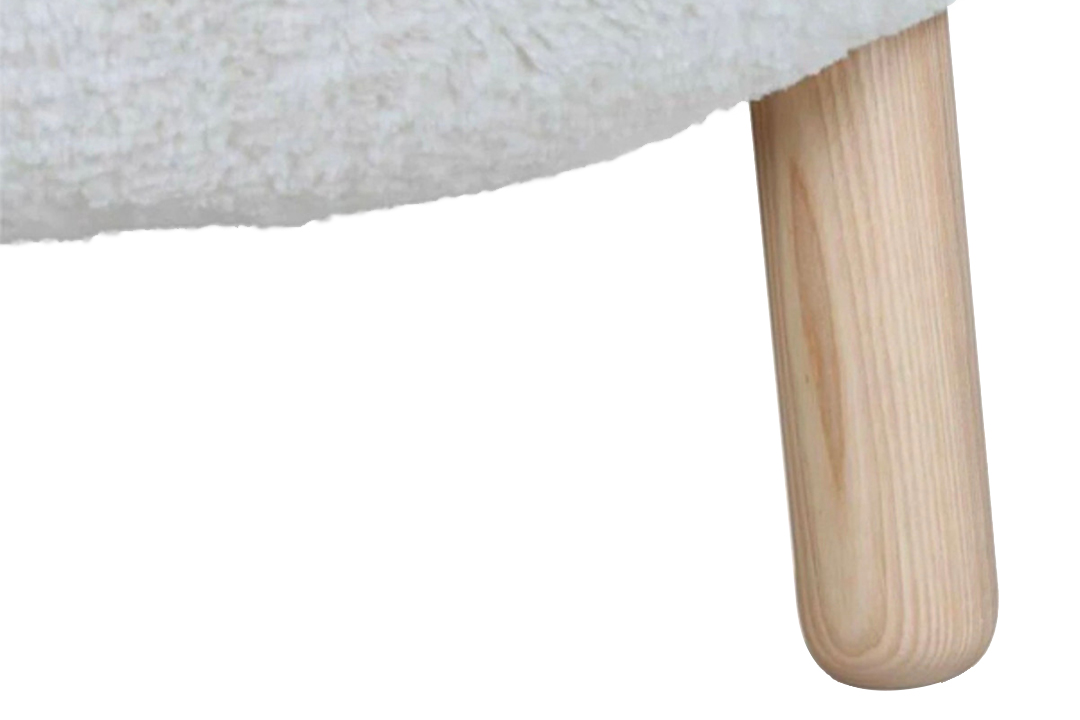 Pelican Chair Feature C