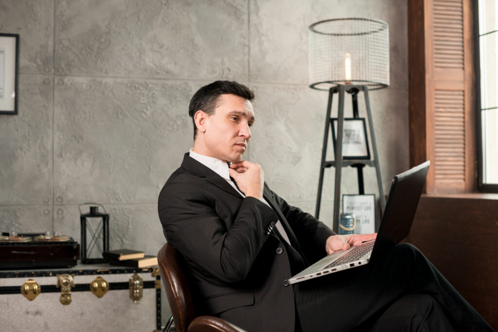Choosing the Right Boss Chair for Office