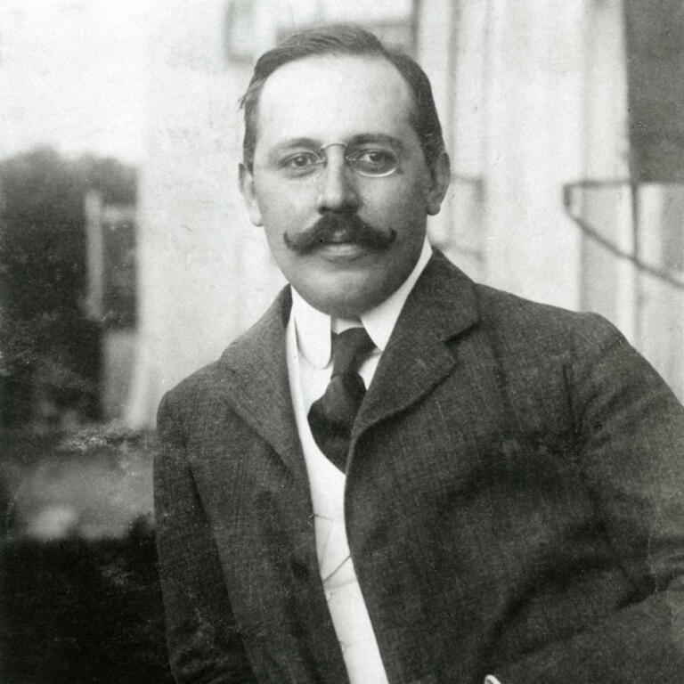 Josef Hoffman Square - josef hoffmann