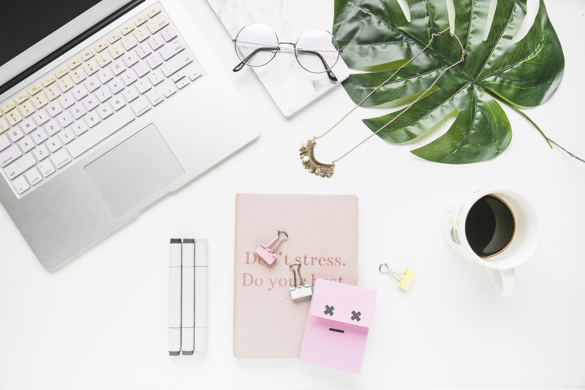 key elements office decor ideas for women scaled - office decor for women