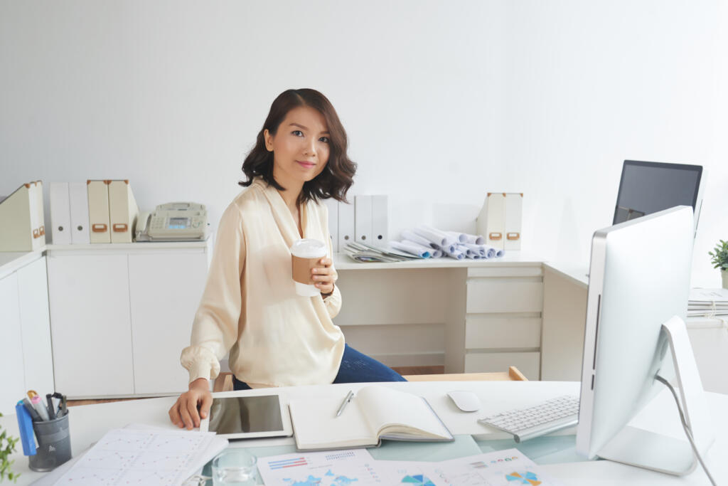 office decor for women - 2