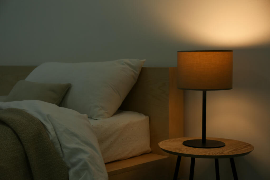 mid century modern bedroom set - iconic lighting