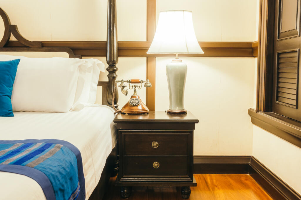 mid century modern bedroom set - tapered nightstands